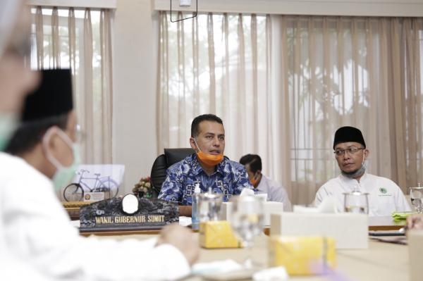 Terkait Peniadaan Ibadah Haji 2020, Wagub Harapkan Umat Bersabar dan Berdoa